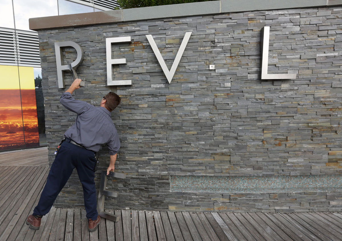 Revel casino, finally sold, could reopen in spring 2018