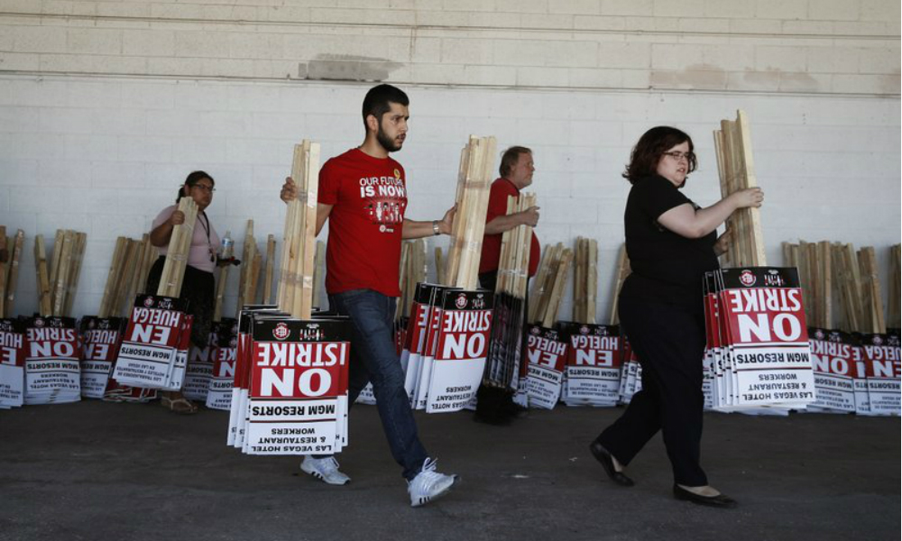 Las Vegas MGM union workers reach deal with casino