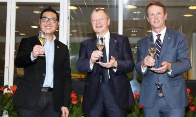 Club CEO Mr. Winfried Engelbrecht-Bresges (centre), Executive Director of Racing Mr. Andrew Harding (right) and Executive Director of Customer and International Business Development Mr. Richard Cheung (left) toast to the successful conclusion of the 2017/18 Hong Kong racing season.