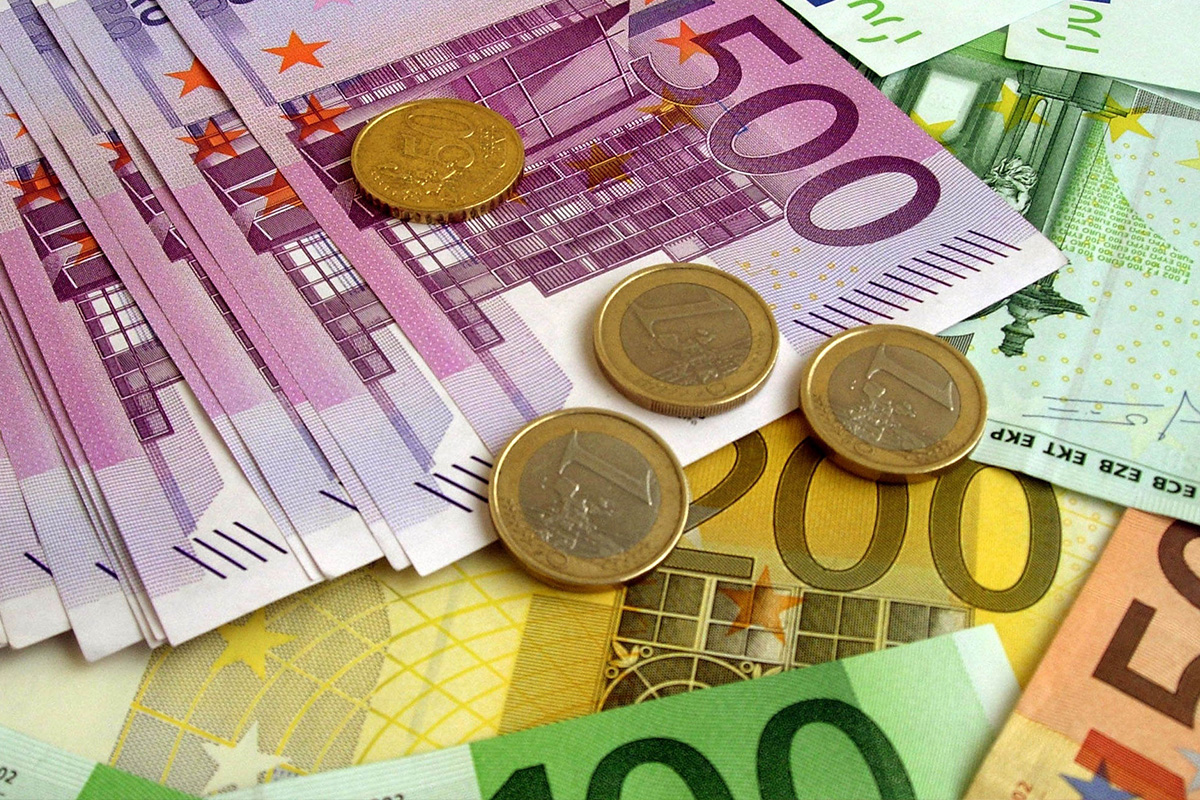 Gambling-addicted Credit Union employee steals €87,000