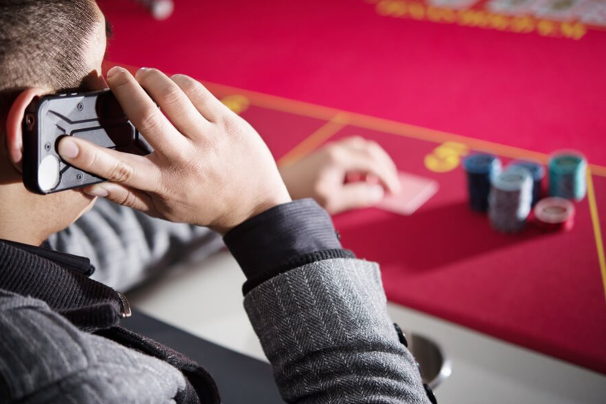 Study shows that Russians spend millions on gambling abroad