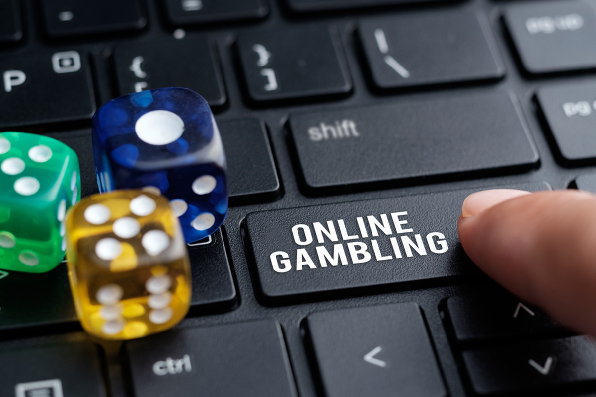 Police arrest 8 persons in China for illegal online gambling