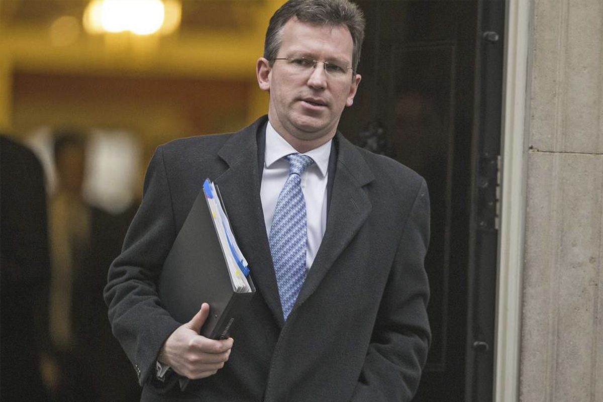 Jeremy Wright warns banks and bookies on credit card gambling