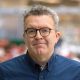 UK Labour's deputy leader Tom Watson urges crackdown on online gambling crackdown