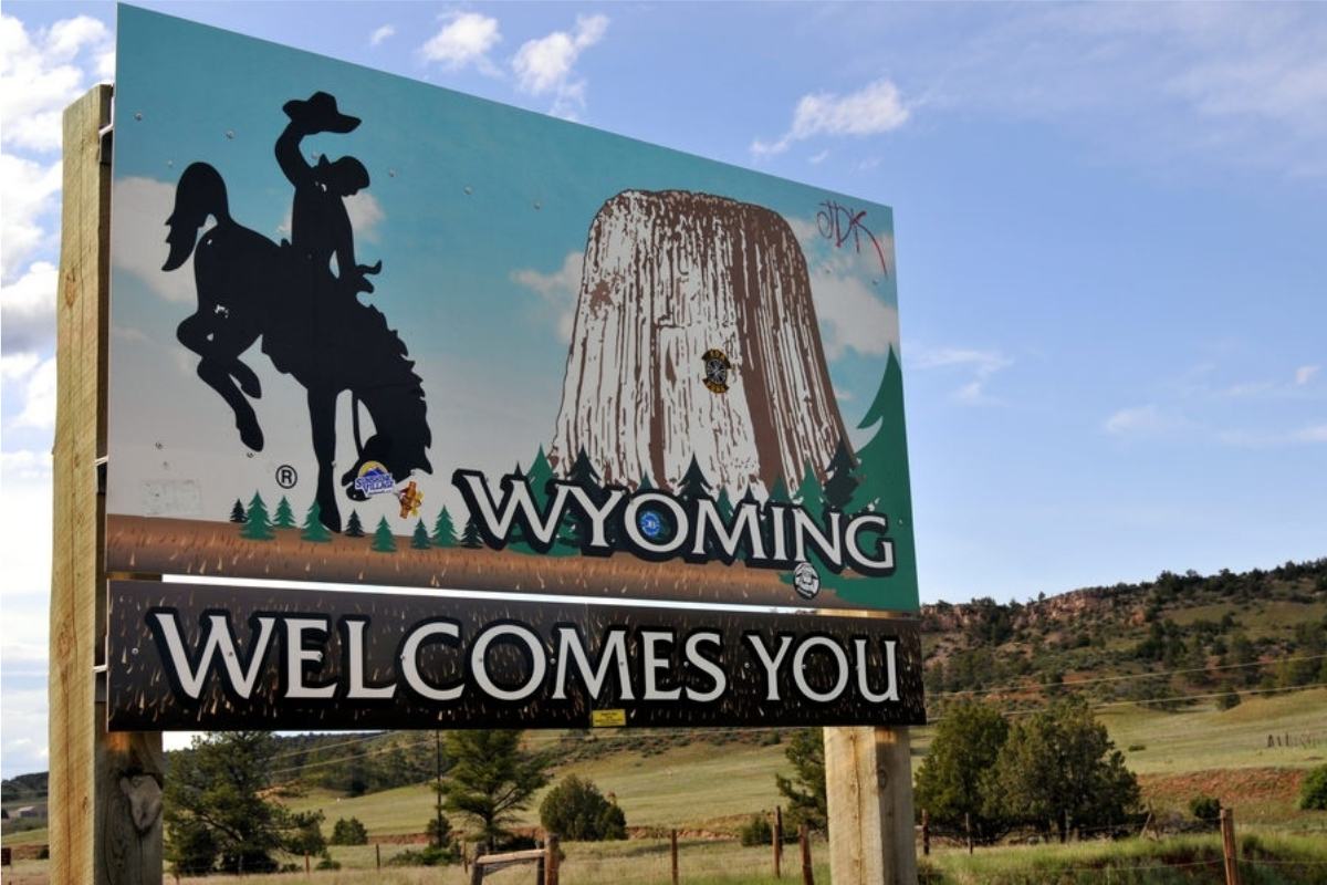 Is gambling legal in wyoming