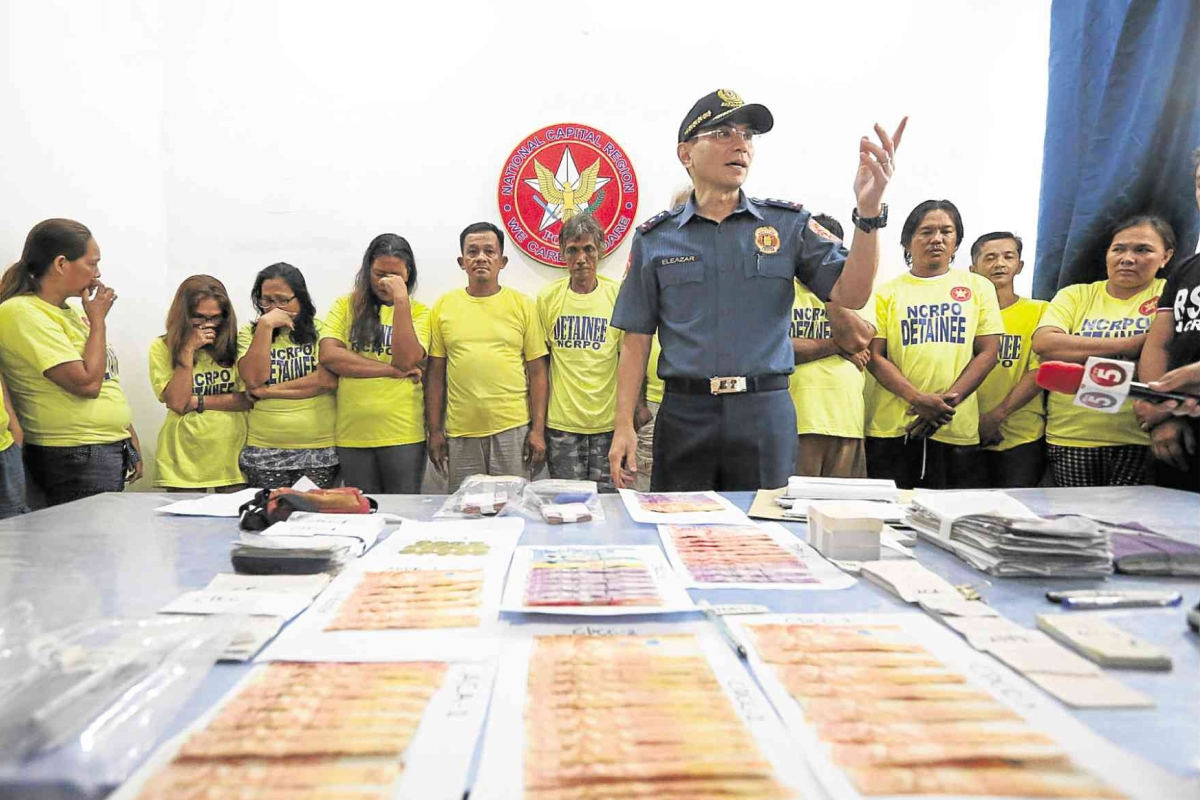 Anti-gambling operations in Manila net 12 bet collectors