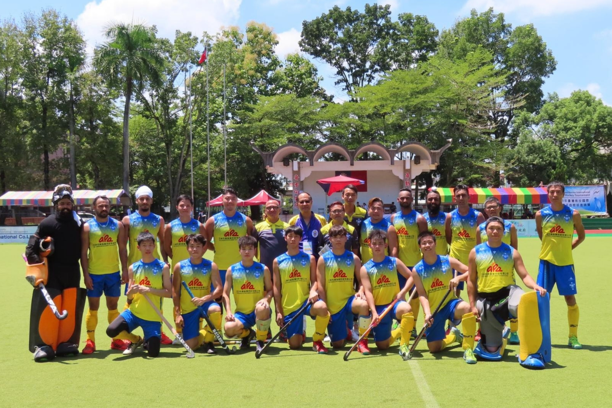 APE Sponsors Lusitania Hockey Team