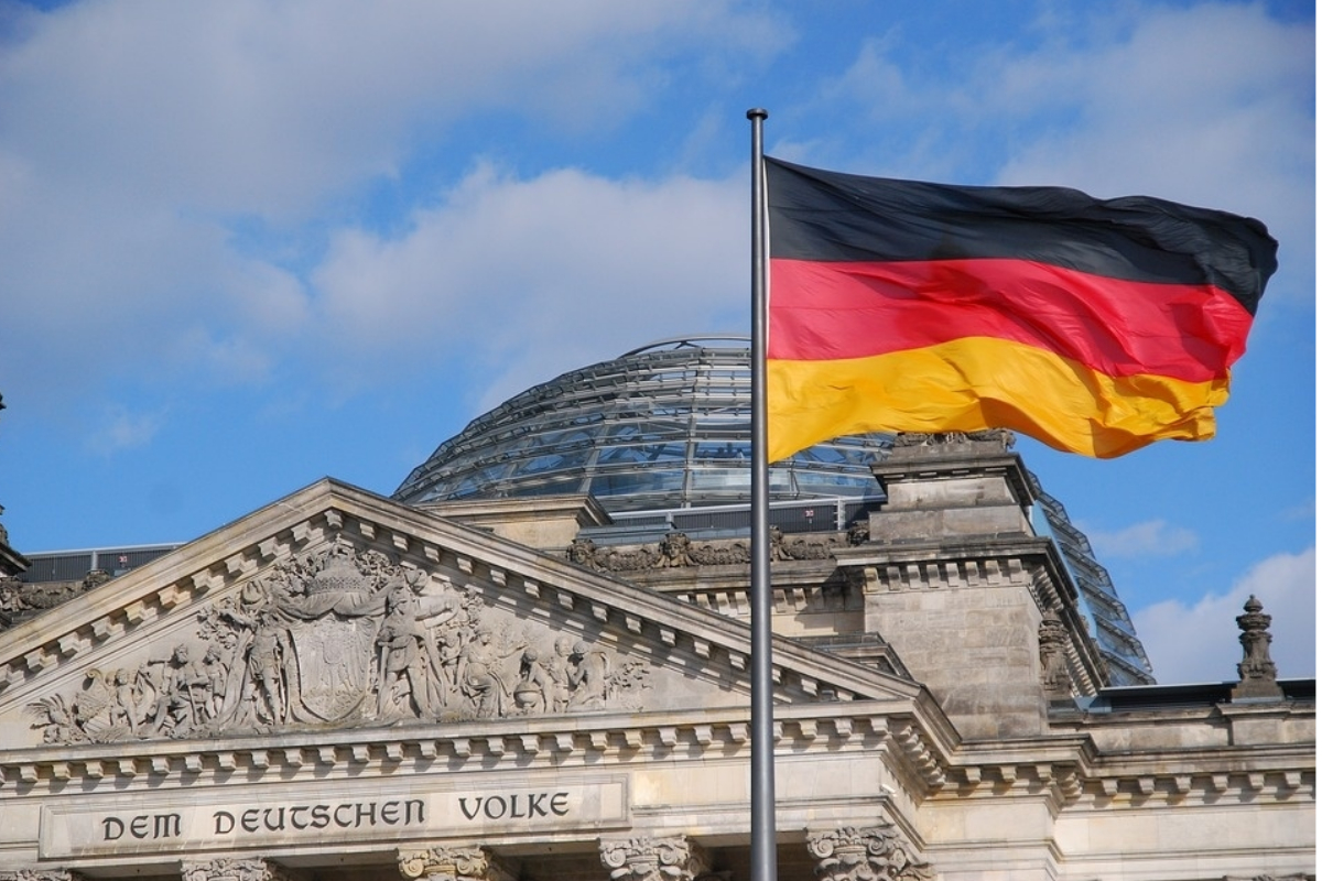 A Balanced Take on Optimal RTP for New Turnover Taxation in Germany