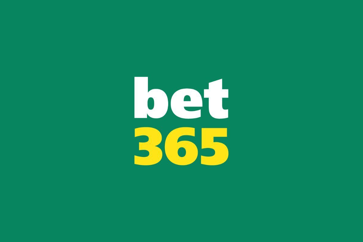 bet365 demonstrates commitment to greyhounds with tracks sponsorship deal