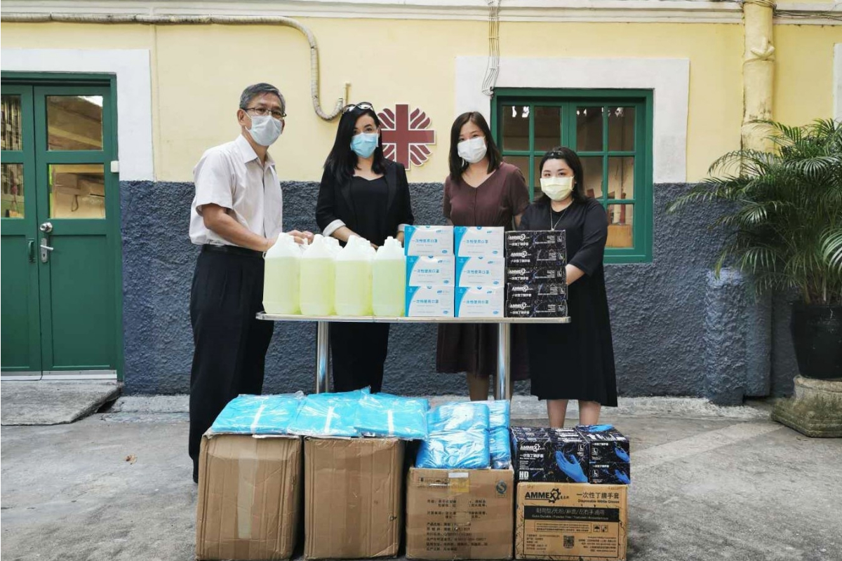 APE Donates Epidemic-Prevention Supplies to Caritas Macau