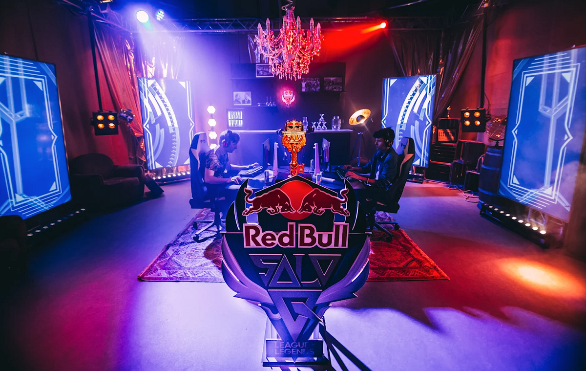 Red Bull teams up with Challengermode to host Red Bull Solo Q tournament