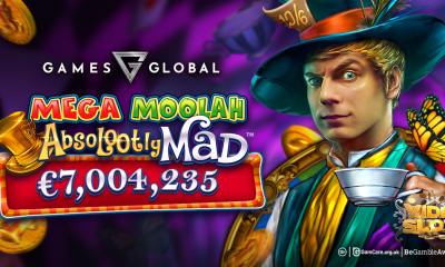 Absolootly Mad™ Mega Moolah™