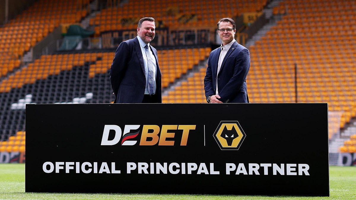 DEBET become principal partner of Wolves in record deal